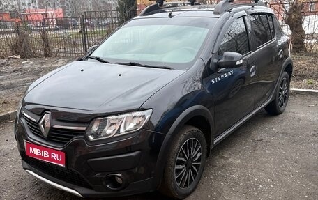 Renault Sandero II рестайлинг, 2016 год, 920 000 рублей, 1 фотография