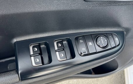 KIA Rio IV, 2021 год, 1 770 000 рублей, 9 фотография