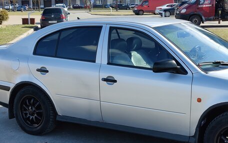 Skoda Octavia IV, 1998 год, 250 000 рублей, 17 фотография