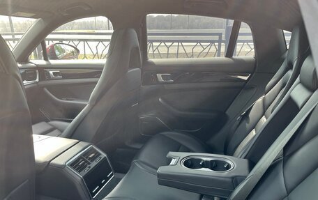 Porsche Panamera II рестайлинг, 2020 год, 2 400 000 рублей, 24 фотография