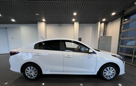 KIA Rio IV, 2021 год, 1 691 000 рублей, 2 фотография