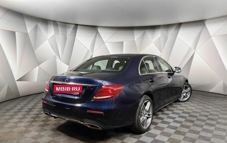 Mercedes-Benz E-Класс, 2019 год, 3 050 000 рублей, 2 фотография