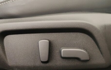 Subaru Outback IV рестайлинг, 2016 год, 2 170 000 рублей, 23 фотография