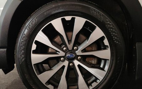 Subaru Outback IV рестайлинг, 2016 год, 2 170 000 рублей, 30 фотография