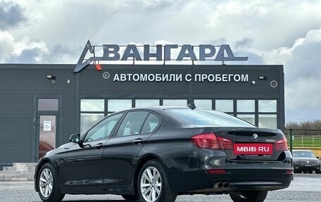 BMW 5 серия, 2016 год, 1 900 000 рублей, 3 фотография