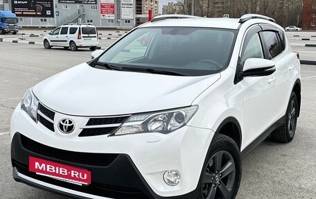 Toyota RAV4, 2014 год, 2 470 000 рублей, 8 фотография
