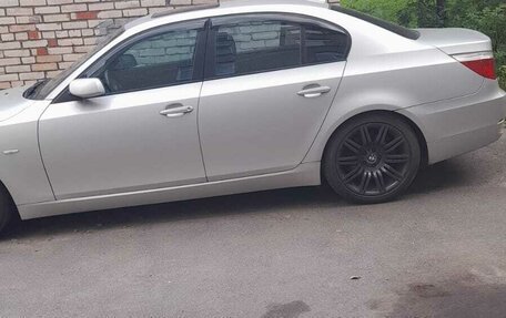 BMW 5 серия, 2009 год, 650 000 рублей, 3 фотография