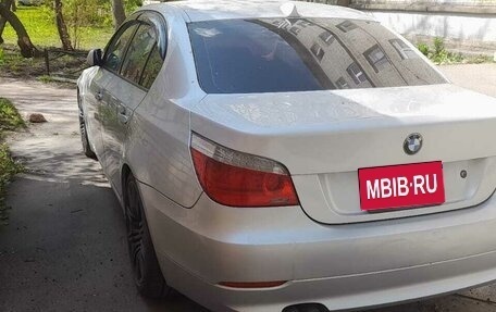 BMW 5 серия, 2009 год, 650 000 рублей, 2 фотография