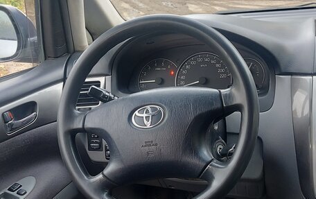 Toyota Avensis Verso I рестайлинг, 2003 год, 620 000 рублей, 5 фотография