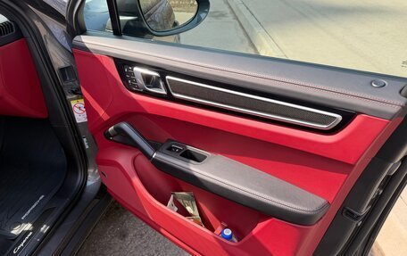 Porsche Cayenne III, 2022 год, 12 000 000 рублей, 34 фотография