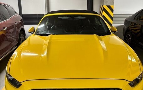 Ford Mustang VI рестайлинг, 2017 год, 2 380 000 рублей, 8 фотография