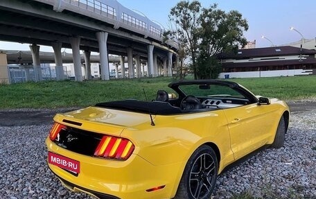 Ford Mustang VI рестайлинг, 2017 год, 2 380 000 рублей, 4 фотография