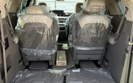 KIA Carnival, 2025 год, 6 200 000 рублей, 7 фотография