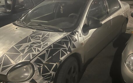 Chrysler Neon II, 2000 год, 105 000 рублей, 2 фотография