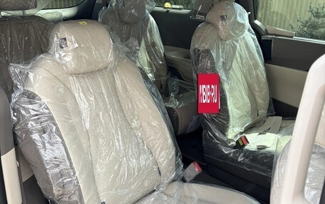 KIA Carnival, 2025 год, 6 200 000 рублей, 8 фотография