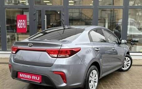 KIA Rio IV, 2018 год, 1 200 000 рублей, 4 фотография