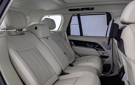 Land Rover Range Rover IV рестайлинг, 2024 год, 24 500 000 рублей, 12 фотография