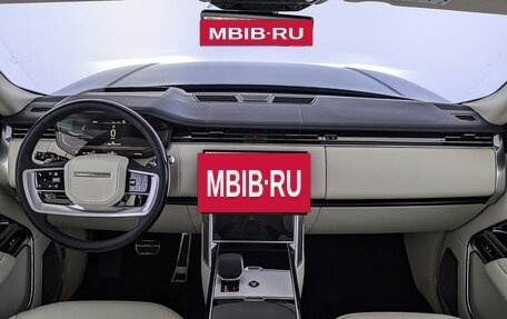 Land Rover Range Rover IV рестайлинг, 2024 год, 24 500 000 рублей, 10 фотография