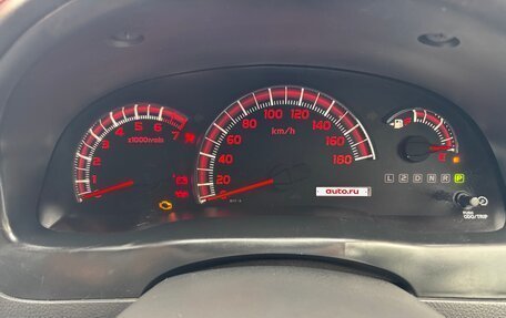 Toyota Ipsum II, 2004 год, 1 100 000 рублей, 4 фотография