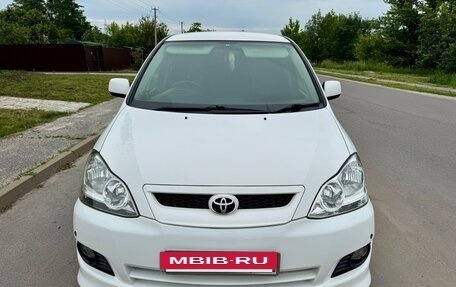 Toyota Ipsum II, 2004 год, 1 100 000 рублей, 7 фотография