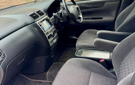 Toyota Ipsum II, 2004 год, 1 100 000 рублей, 11 фотография