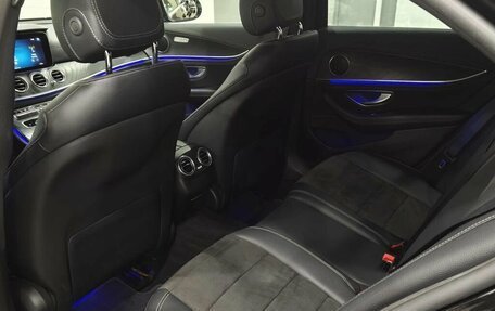 Mercedes-Benz E-Класс, 2021 год, 3 790 000 рублей, 24 фотография