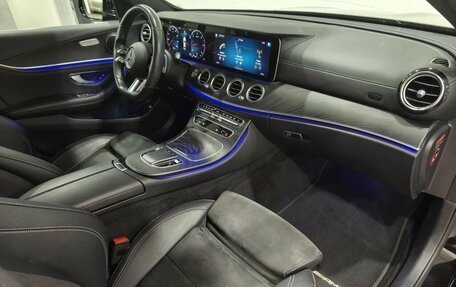 Mercedes-Benz E-Класс, 2021 год, 3 790 000 рублей, 27 фотография