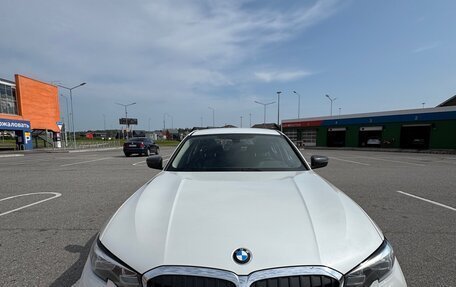 BMW 3 серия, 2021 год, 3 500 000 рублей, 1 фотография