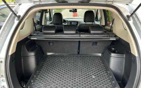 Mitsubishi Outlander III рестайлинг 3, 2014 год, 1 590 000 рублей, 6 фотография