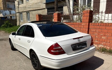 Mercedes-Benz E-Класс, 2004 год, 850 000 рублей, 1 фотография