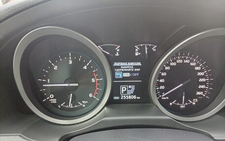 Toyota Land Cruiser 200, 2013 год, 4 200 000 рублей, 9 фотография