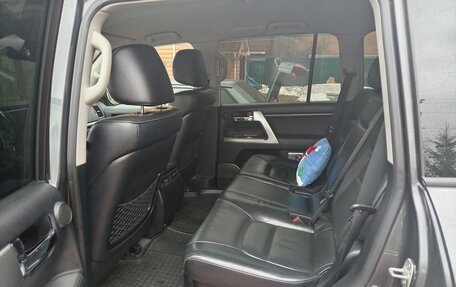 Toyota Land Cruiser 200, 2013 год, 4 200 000 рублей, 7 фотография