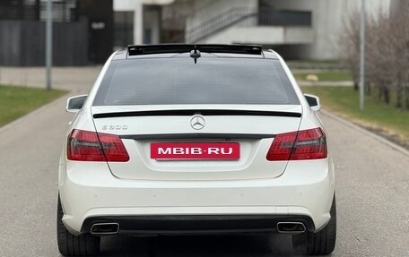 Mercedes-Benz E-Класс, 2011 год, 2 000 000 рублей, 8 фотография