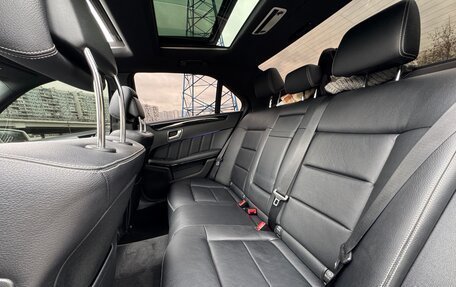 Mercedes-Benz E-Класс, 2011 год, 2 000 000 рублей, 22 фотография