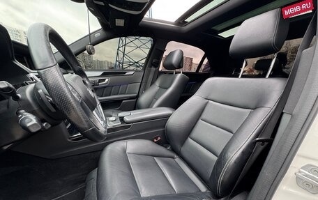 Mercedes-Benz E-Класс, 2011 год, 2 000 000 рублей, 21 фотография