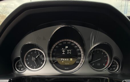 Mercedes-Benz E-Класс, 2011 год, 2 000 000 рублей, 31 фотография