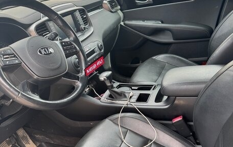 KIA Sorento III Prime рестайлинг, 2019 год, 3 000 000 рублей, 10 фотография