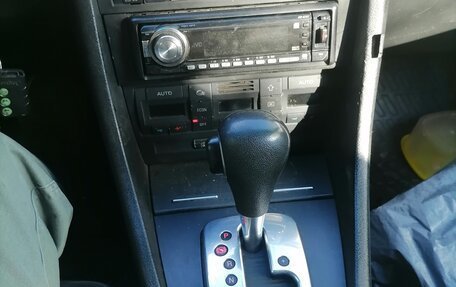 Audi A4, 2003 год, 750 000 рублей, 11 фотография