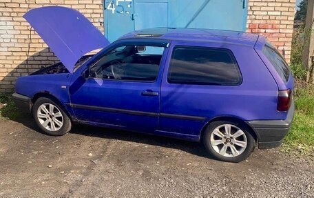 Volkswagen Golf III, 1993 год, 109 000 рублей, 2 фотография