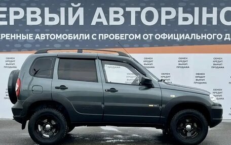 Chevrolet Niva I рестайлинг, 2015 год, 678 000 рублей, 4 фотография