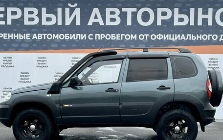 Chevrolet Niva I рестайлинг, 2015 год, 678 000 рублей, 8 фотография
