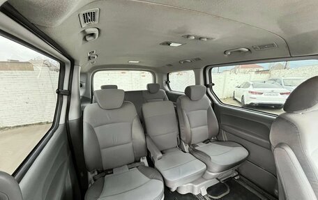 Hyundai Grand Starex Grand Starex I рестайлинг 2, 2008 год, 1 400 000 рублей, 14 фотография