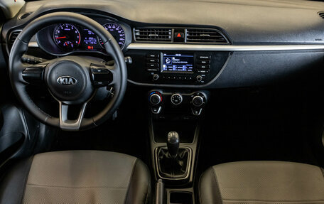 KIA Rio IV, 2018 год, 1 099 000 рублей, 5 фотография