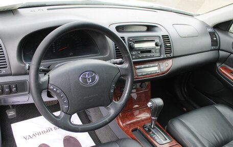 Toyota Camry V40, 2005 год, 745 000 рублей, 10 фотография