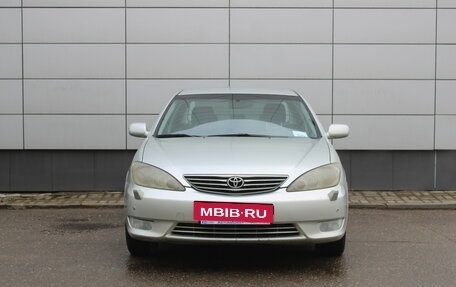 Toyota Camry V40, 2005 год, 745 000 рублей, 2 фотография