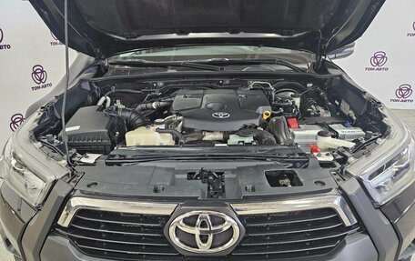 Toyota Hilux VIII, 2021 год, 5 250 000 рублей, 11 фотография