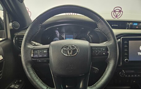 Toyota Hilux VIII, 2021 год, 5 250 000 рублей, 16 фотография