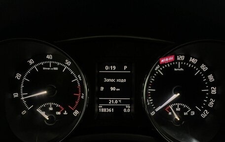 Skoda Superb III рестайлинг, 2012 год, 999 000 рублей, 10 фотография