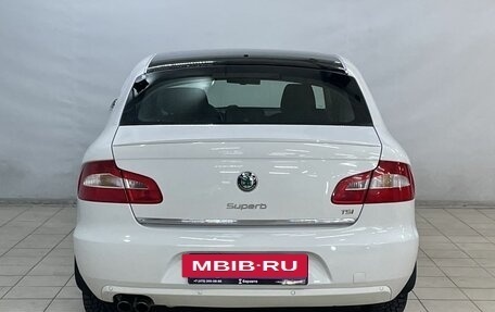 Skoda Superb III рестайлинг, 2012 год, 999 000 рублей, 6 фотография