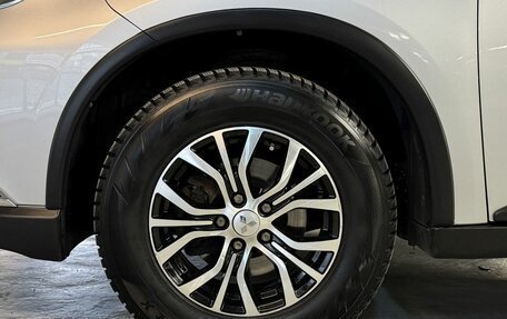 Mitsubishi Outlander III рестайлинг 3, 2015 год, 1 430 000 рублей, 11 фотография